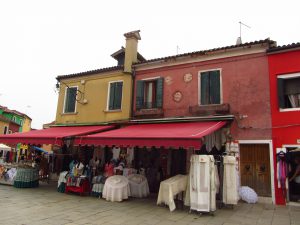 Tiendas encaje isla de Burano