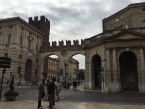 Arco del'orologio en Verona