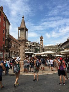 columna del Mercado en Verona