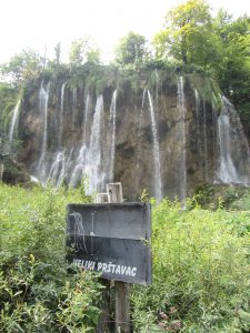 Cascada Prstavac Plitvice en Croacia