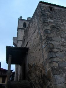 Iglesia de San Lorenzo de Garganta la olla