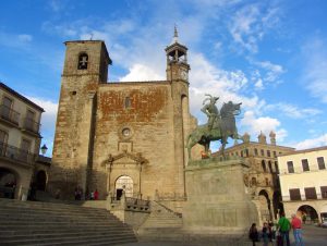 Iglesia de San Martín de Trujillo