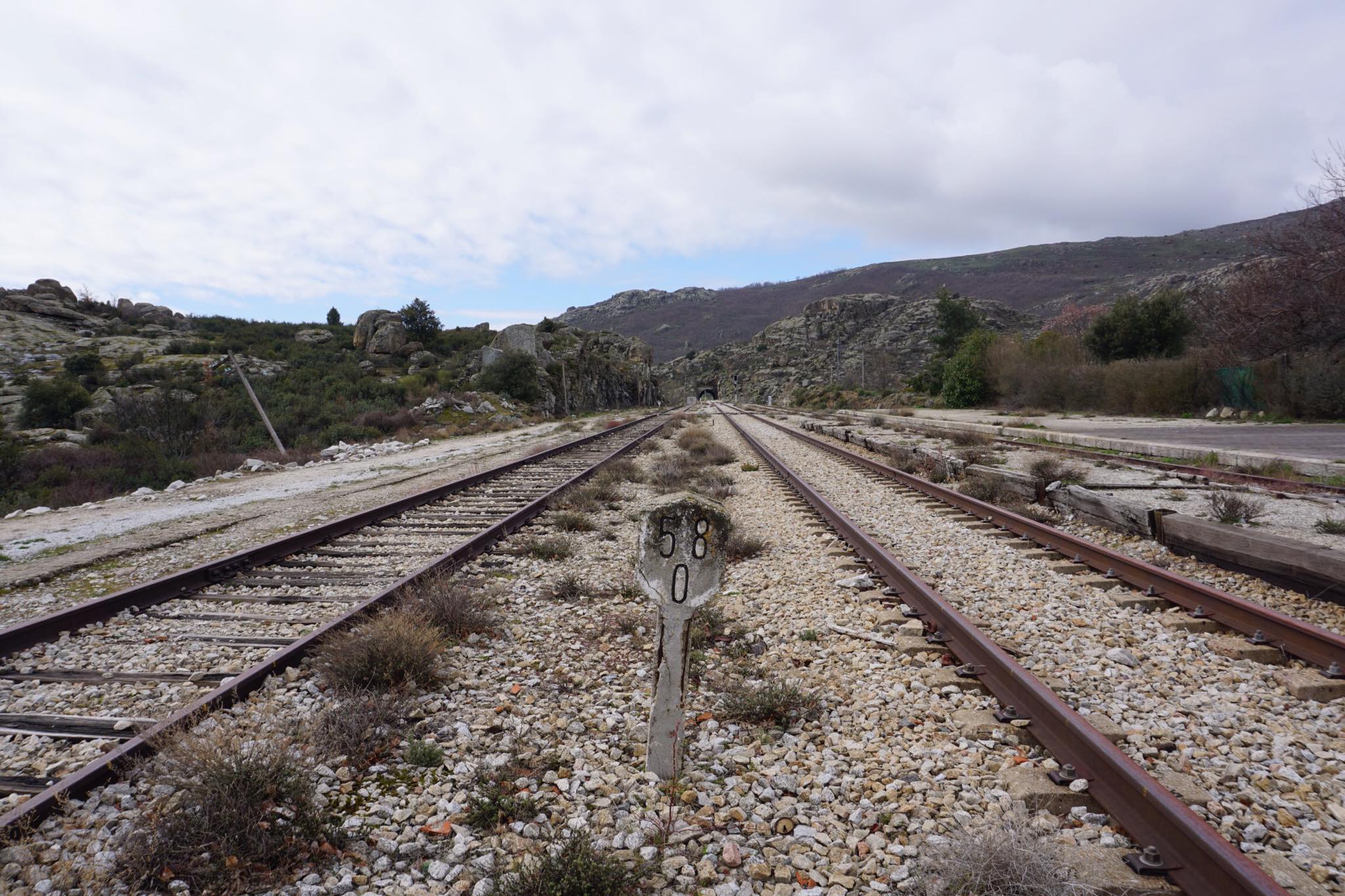 Vías de tren al penal de bustarviejo