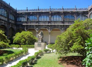 Universidad Santiago de Compostela