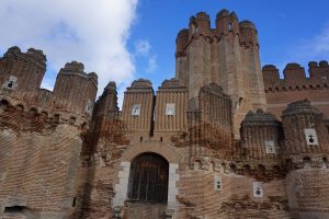 Castillo de Coca murallas