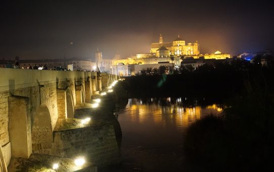 Granada y Córdoba: Itinerario de un puente en Andalucía