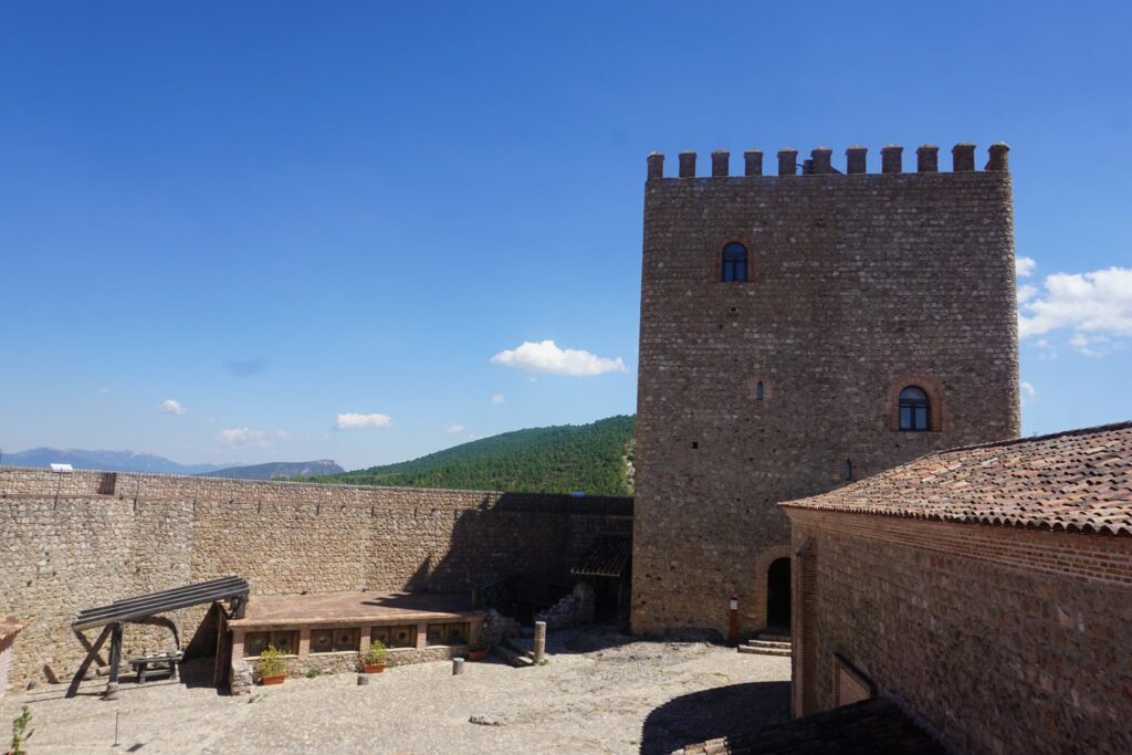 Castillo Segura de la Sierra